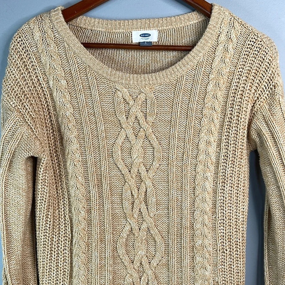 OLD NAVY Classic Cable Knit Pullover Sweater Sand Dune Tan Cotton Blend Crew S - Picture 3 of 12
